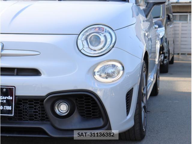 Abarth 595 2018-01 8008416-12