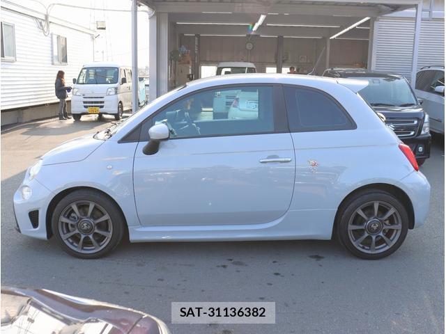 Abarth 595 2018-01 8008416-5