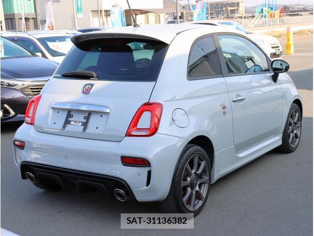 Abarth 595 2018-01 8008416-8
