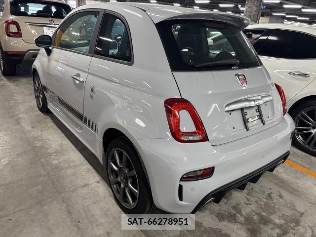 Abarth 595 2018-01 8009789-3