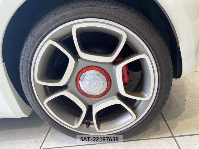 Abarth 595 2013-07 8010145-18
