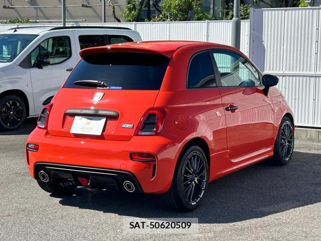 Abarth 595 2025-04 8012582-11