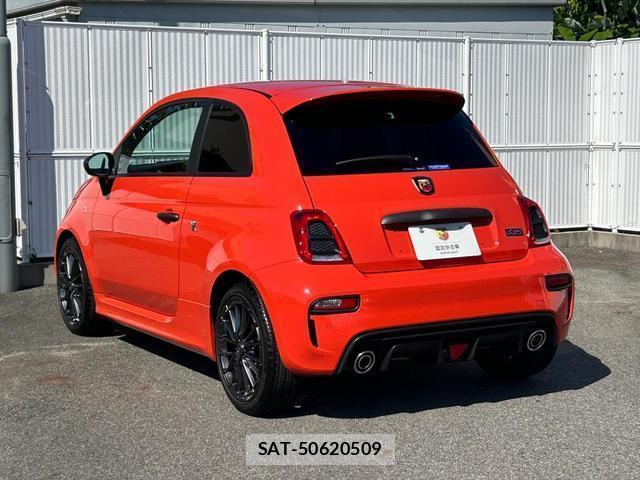 Abarth 595 2025-04 8012582-12