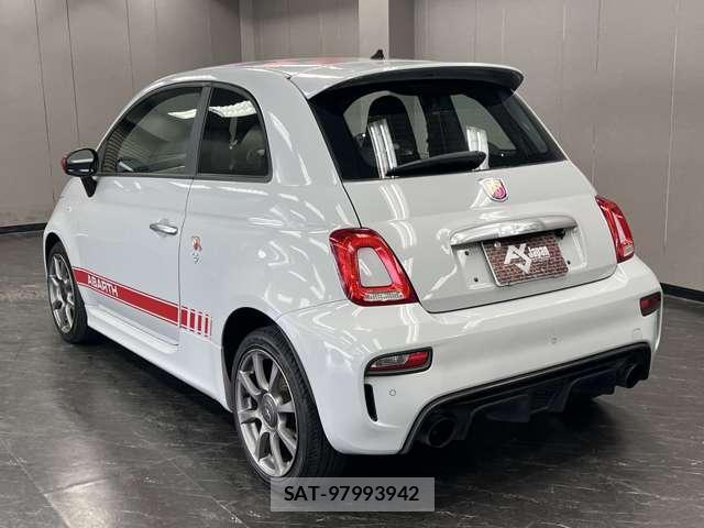 Abarth 595 2018-06 8012632-18