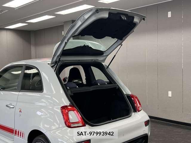 Abarth 595 2018-06 8012632-19