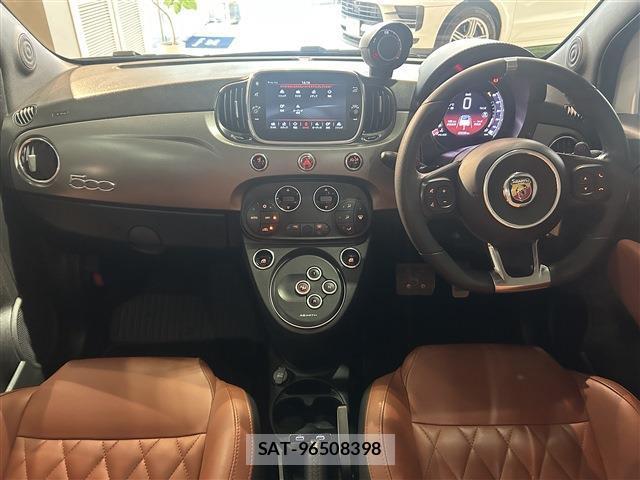 Abarth 595 2022-01 8006442-16
