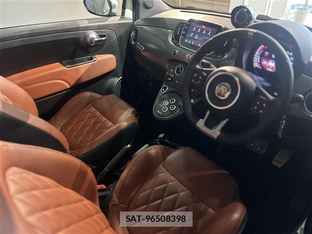 Abarth 595 2022-01 8006442-18