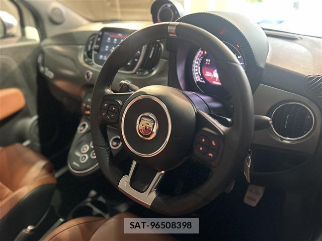 Abarth 595 2022-01 8006442-19