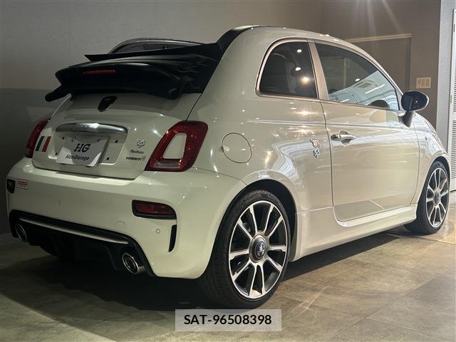 Abarth 595 2022-01 8006442-4