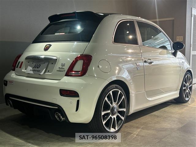 Abarth 595 2022-01 8006442-5