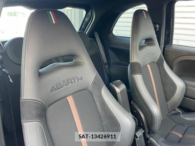 Abarth 695 2020-04 8011947-17