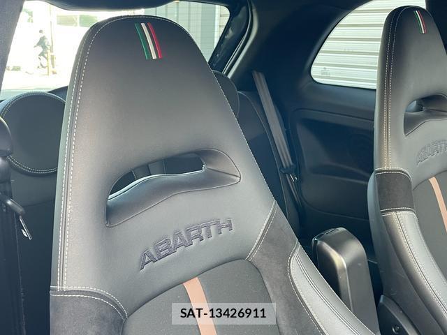 Abarth 695 2020-04 8011947-18