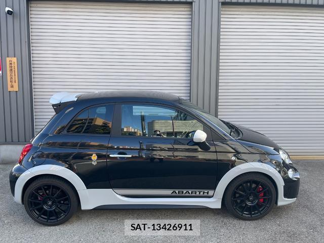 Abarth 695 2020-04 8011947-3