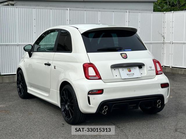Abarth 695 2025-02 8012585-13