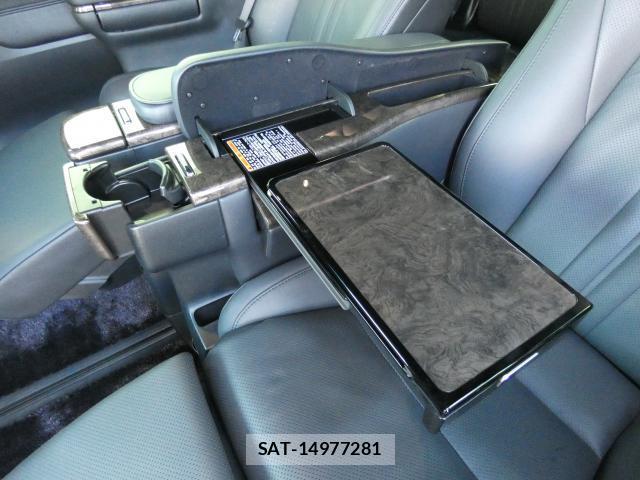 Toyota ALPHARD 2022-05 8005490-19