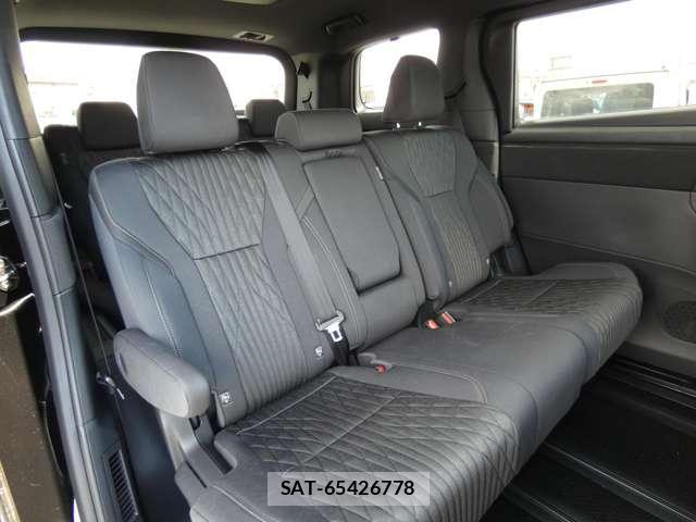 Toyota ALPHARD 2026-01 8005495-2
