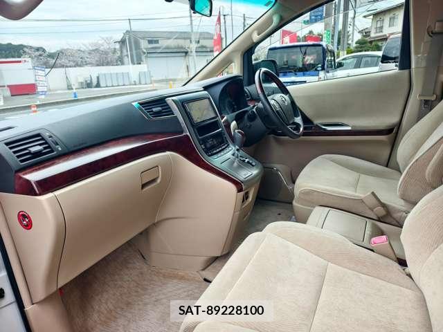 Toyota ALPHARD 2011-03 8008479-19