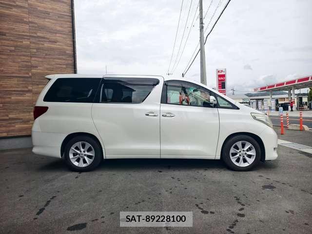 Toyota ALPHARD 2011-03 8008479-3