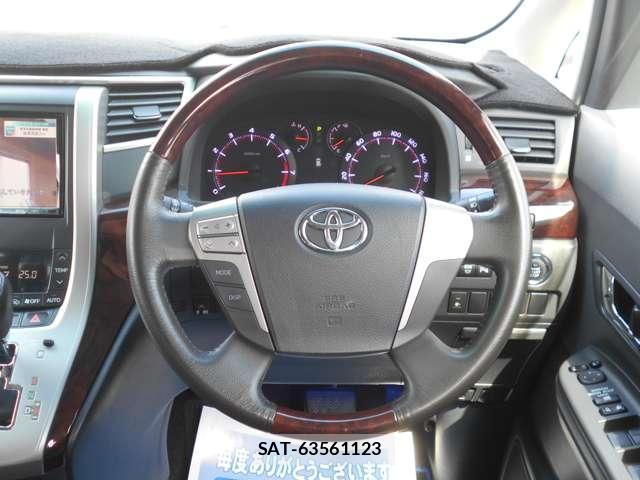 Toyota ALPHARD 2011-12 8009469-17
