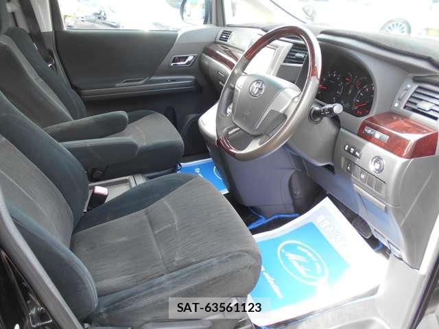 Toyota ALPHARD 2011-12 8009469-6