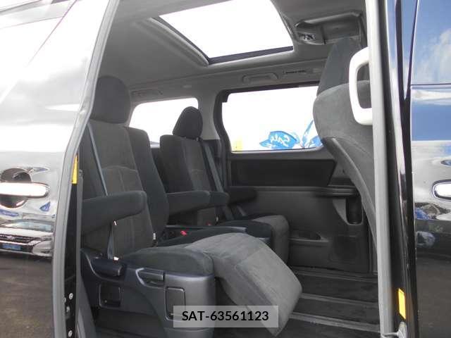 Toyota ALPHARD 2011-12 8009469-7