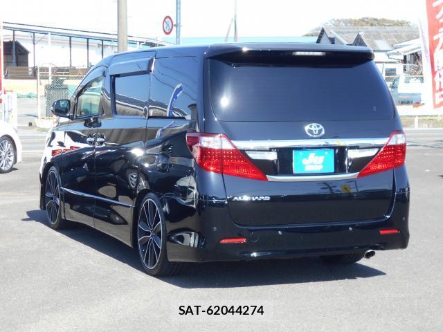 Toyota ALPHARD 2013-05 8009472-14