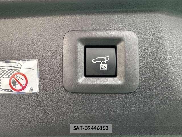 Toyota ALPHARD 2025-03 8010082-15