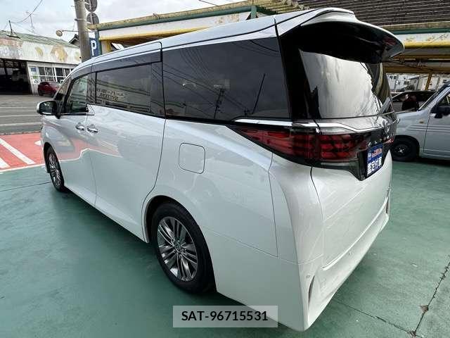 Toyota ALPHARD 2024-01 8010083-1