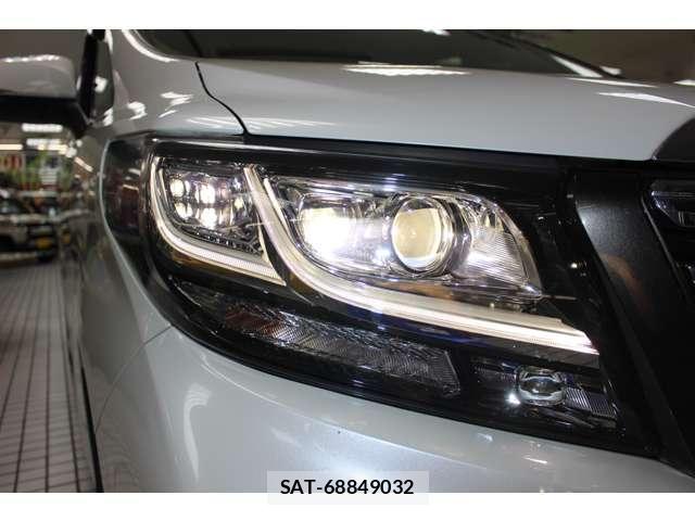 Toyota ALPHARD 2016-11 8010192-4