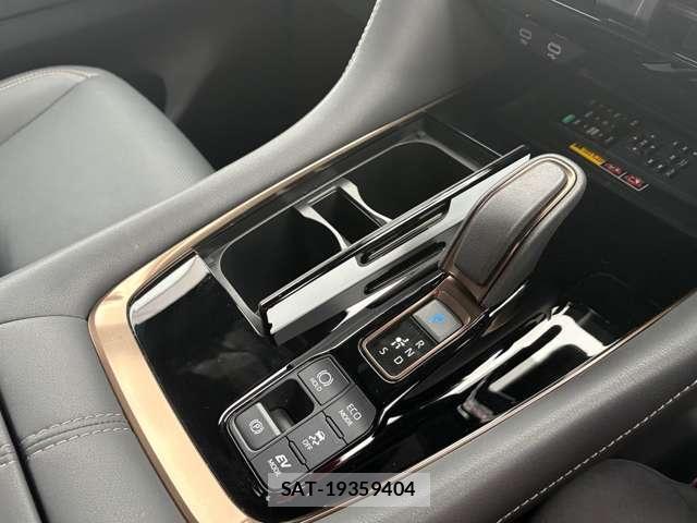 Toyota ALPHARD 2024-12 8011568-8