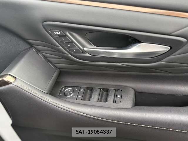 Toyota ALPHARD 2024-12 8011571-12