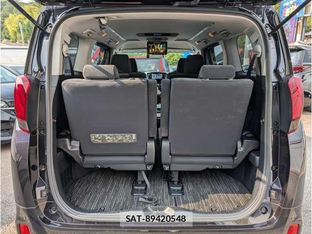 Toyota ALPHARD 2015-11 8011809-17
