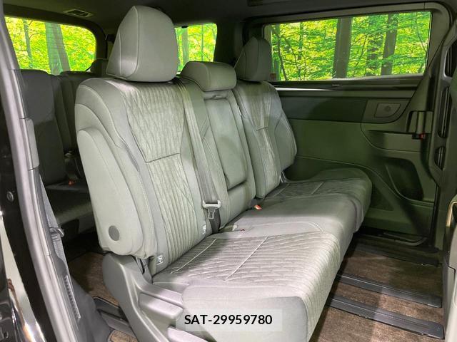 Toyota ALPHARD HYBRID 2025-06 8003030-8