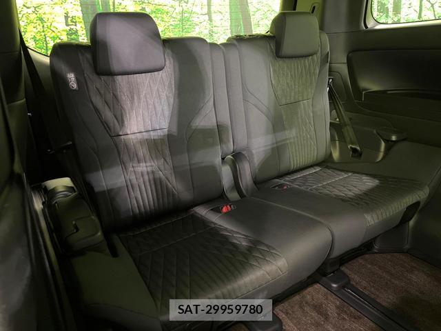 Toyota ALPHARD HYBRID 2025-06 8003030-9