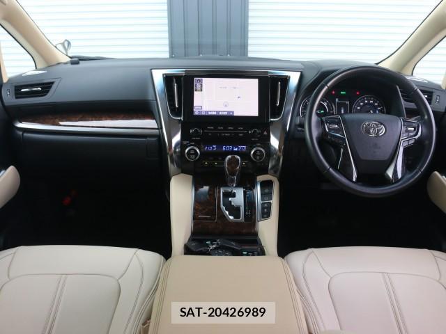 Toyota ALPHARD HYBRID 2021-07 8004037-2