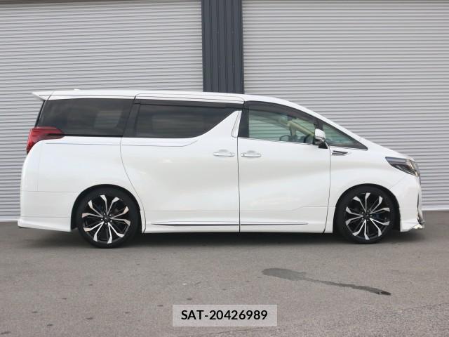 Toyota ALPHARD HYBRID 2021-07 8004037-3