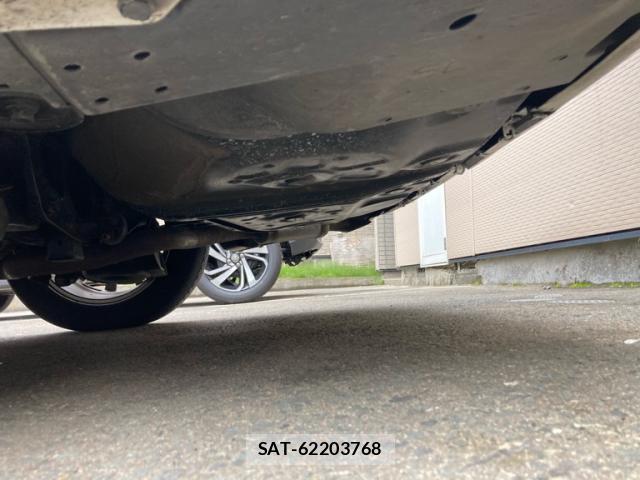 Toyota ALPHARD HYBRID 2018-03 8005228-6