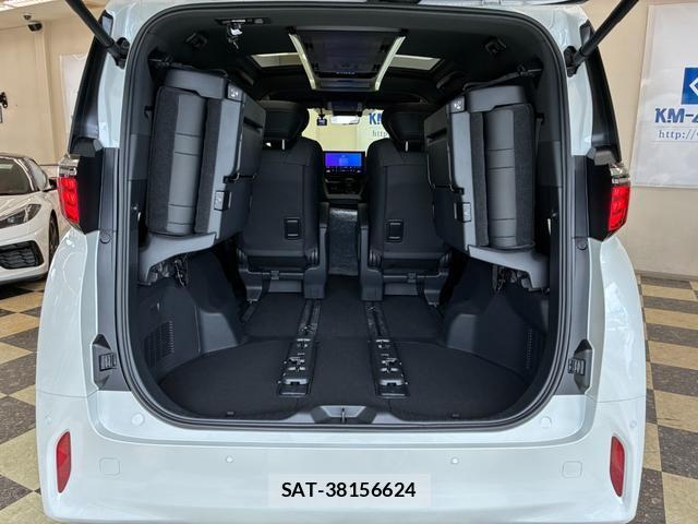 Toyota ALPHARD 2024-11 8003058-19