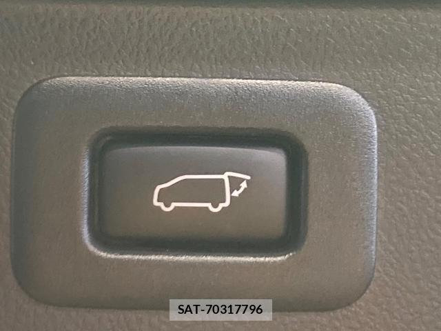 Toyota ALPHARD 2022-11 8003895-7