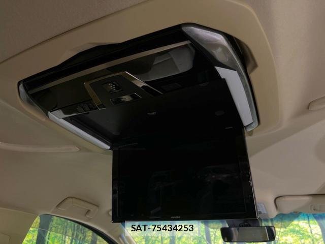 Toyota ALPHARD 2018-04 8004916-4