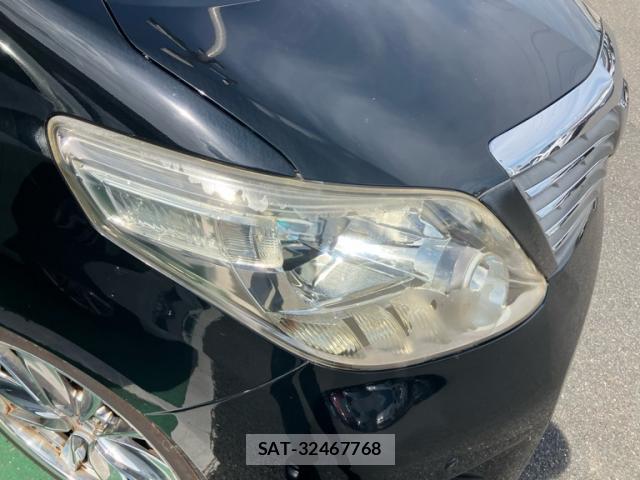 Toyota ALPHARD 2011-10 8005705-12