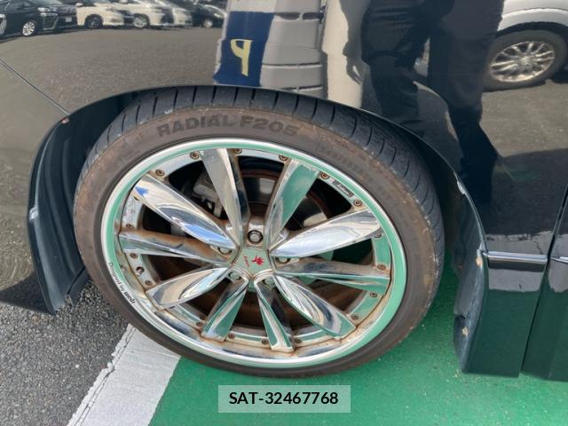 Toyota ALPHARD 2011-10 8005705-6