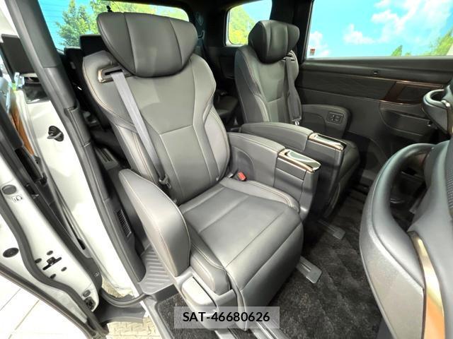 Toyota ALPHARD 2024-12 8007751-7
