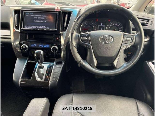 Toyota ALPHARD 2017-08 8008182-2