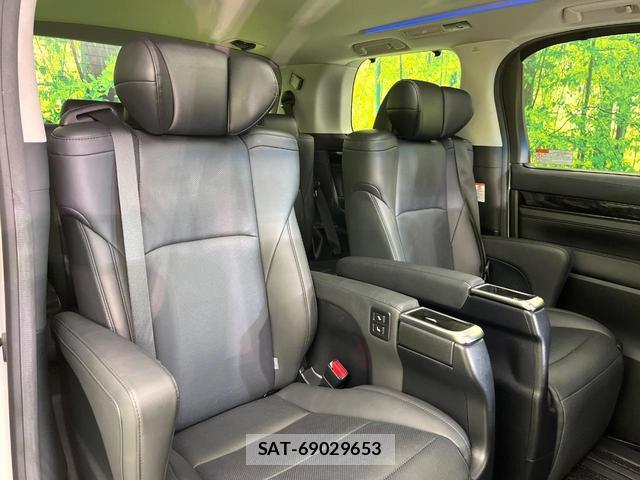 Toyota ALPHARD 2020-06 8008714-8