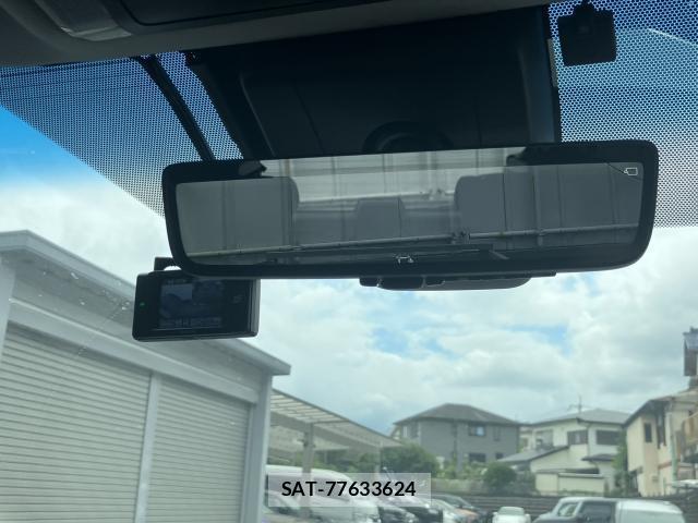 Toyota ALPHARD 2022-02 8008952-9