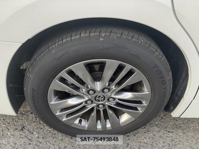 Toyota ALPHARD 2025-01 8008954-12