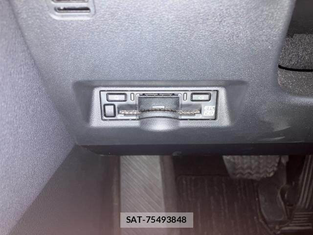 Toyota ALPHARD 2025-01 8008954-17