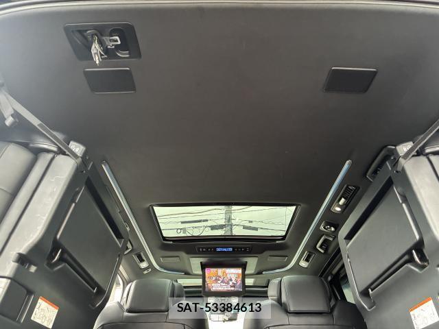 Toyota ALPHARD 2018-06 8009378-16