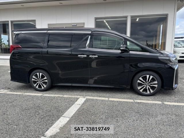 Toyota ALPHARD 2021-06 8009791-14
